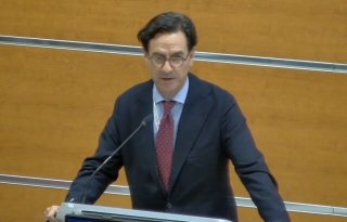 Professor Attila M. Tanzi delivers his speech on 'The Means for the Settlement of International Cultural Property Disputes: Methods, Problems 
